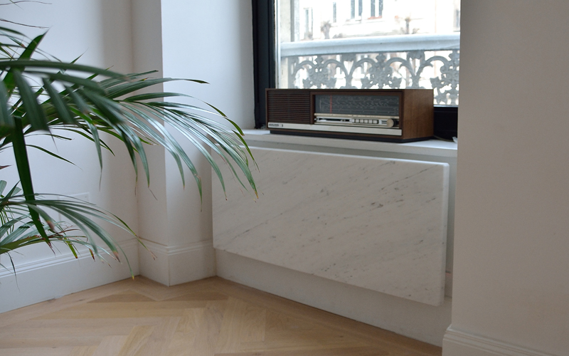 whitegray-c1.jpg